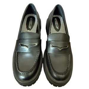 NWOT Seychelles Black Lug Penny Loafer-Size 6-Preppy and Sophisticated